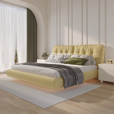 Italian Style Floating Home Bedroom Modern Fabric Bed 1.8m Queen Bed Customizable