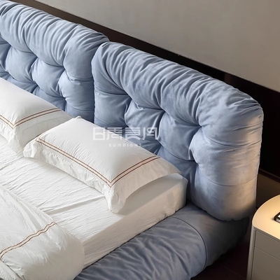 Italian Style Floating Home Bedroom Modern Fabric Bed 1.8m Queen Bed Customizable